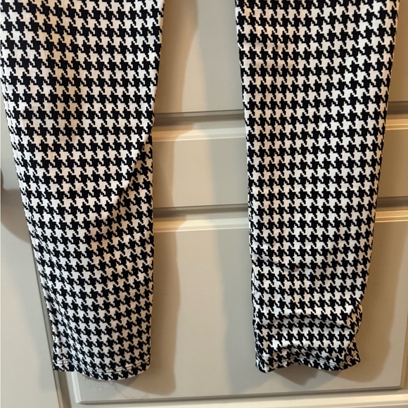 Women’s Houndstooth 2 Skirts (M) and 1 Pant (S) set - Hybrid & Co + Shein - Picture 8 of 11